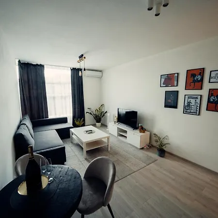 Tiffany * Μπρατισλάβα