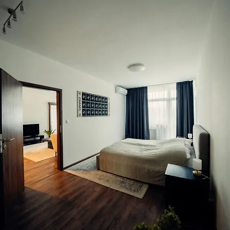 Tiffany * Μπρατισλάβα