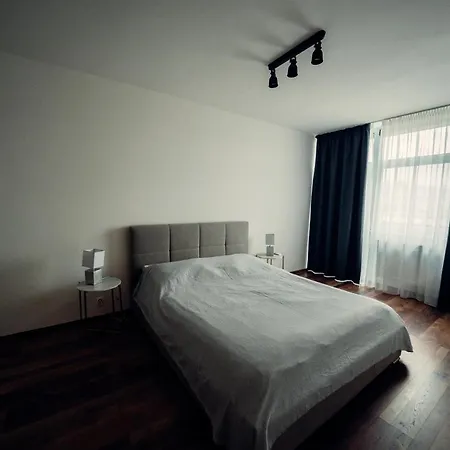 Tiffany * Μπρατισλάβα