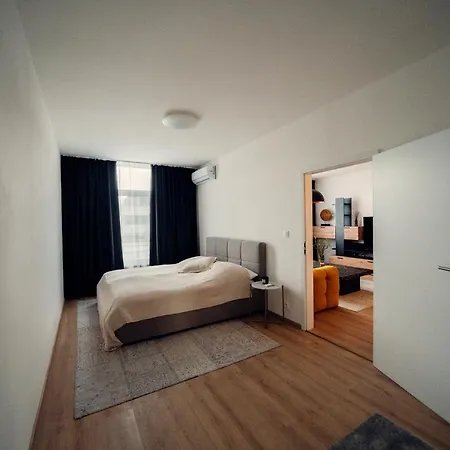 Tiffany * Bratislava